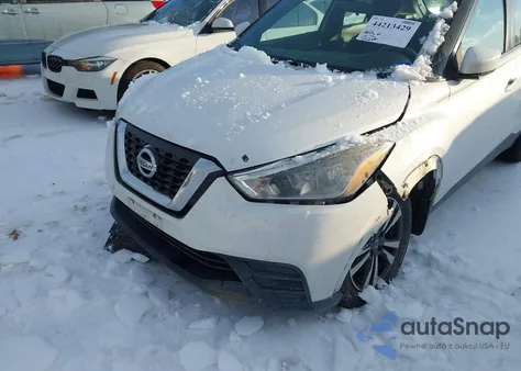 2018 Nissan Kicks Sv z USA, uszkodzony, nr VIN 3N1CP5CU7JL514505